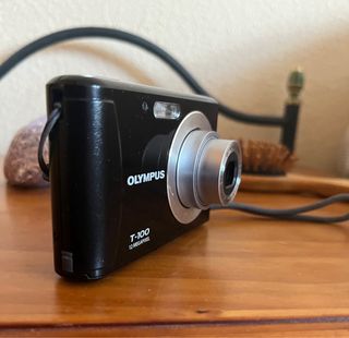 Cámara Olympus T-100 12MP
