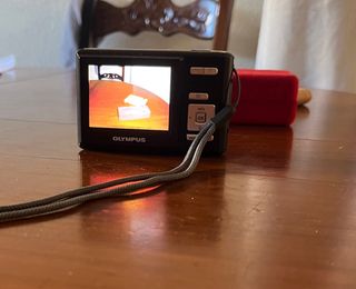 Cámara Olympus T-100 12MP