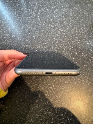 iPhone 11 negro 128GB