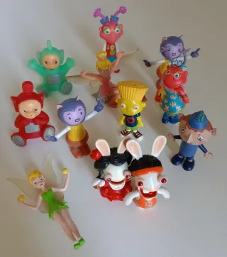 Lote 12 figuras vinilo