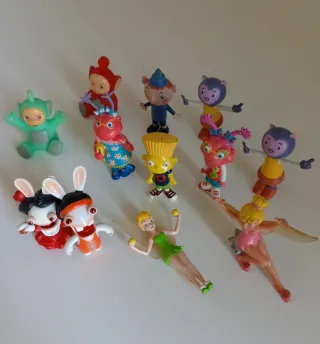 Lote 12 figuras vinilo