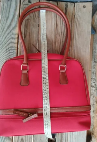 Bolso de mano y neceser grande viaje rojo