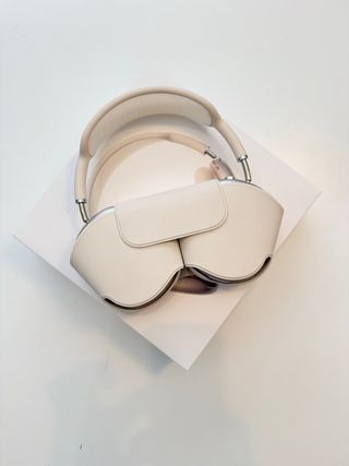 Apple AirPods Max Starlight/Plata