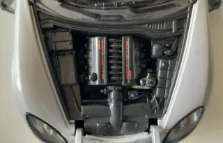 Chevrolet Corvette C6 escala 1:18