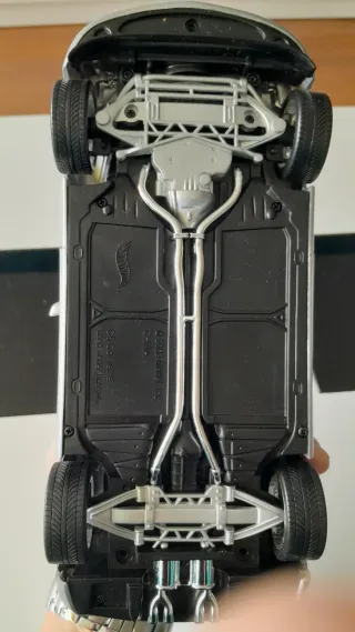 Chevrolet Corvette C6 escala 1:18