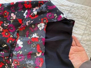 Vestido Comptoir ds Cotonniers floral rojo violeta