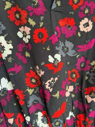 Vestido Comptoir ds Cotonniers floral rojo violeta