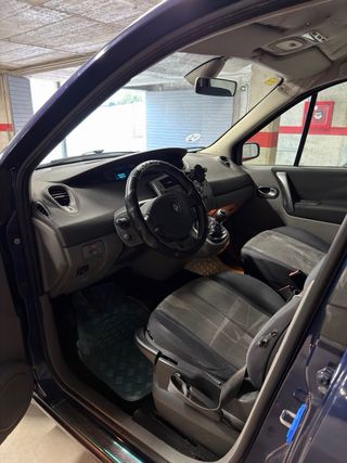 Renault Grand Scenic 2005