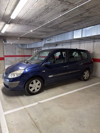 Renault Grand Scenic 2005