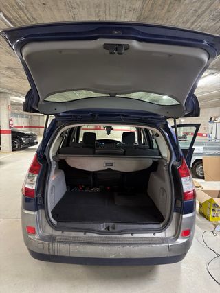 Renault Grand Scenic 2005