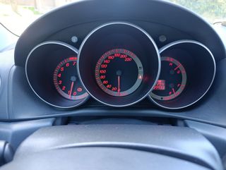 Mazda 3 2.0 150cv manual. Muy bien cuidado.