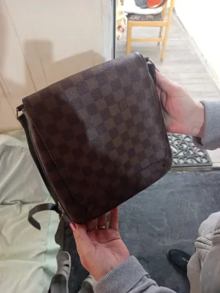 Bolso Louis Vuitton Marrón
