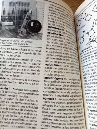 COLECCIÓN MEDICINA Y SALUD. GUIA PRÁCTICA DE A -Z