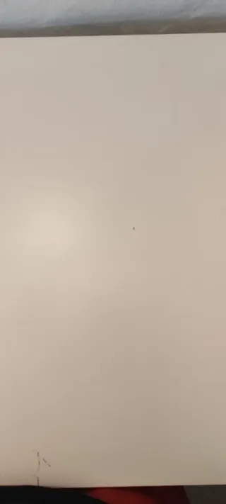 Mesa Escritorio IKEA Blanca y Gris