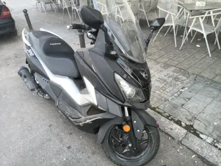 Sym Cruisym 125cc Scooter Automática