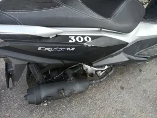 Sym Cruisym 125cc Scooter Automática