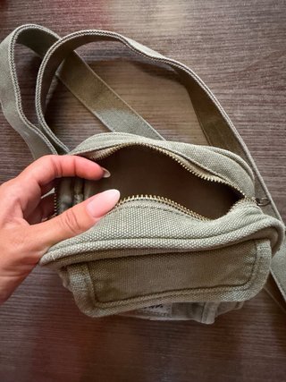 Bandolera Pull&Bear tela beige/verde
