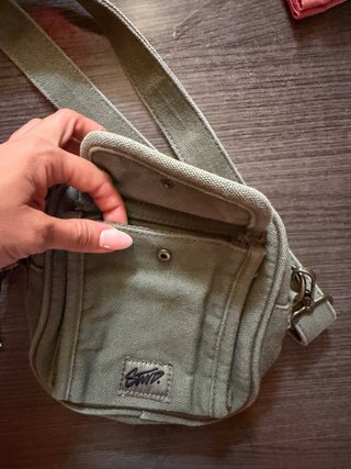 Bandolera Pull&Bear tela beige/verde