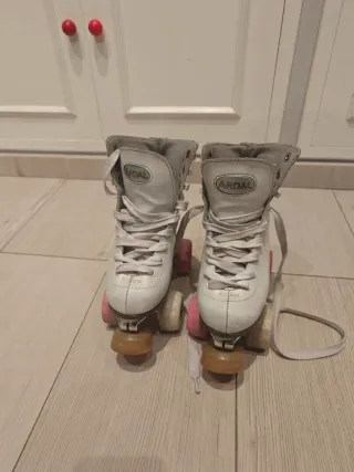 Patines de artístico blancos