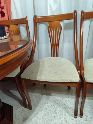 Mesa de Comedor de Madera Extensible