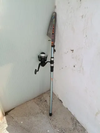 Caña de pesca telescópica 3.90m un solo uso...