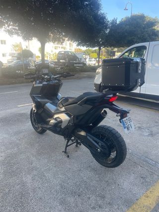 Honda X-ADV 750 Gris/Negro