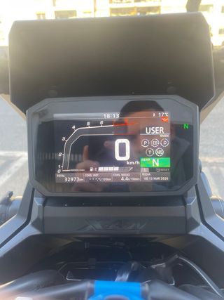 Honda X-ADV 750 Gris/Negro