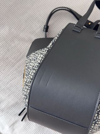Bolso Loewe Hammock negro anagrama