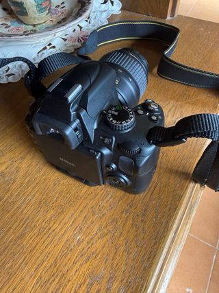 Cámara Nikon D5000 Negra