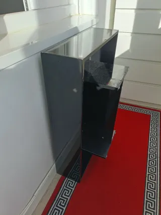 Mesa de centro negra brillante