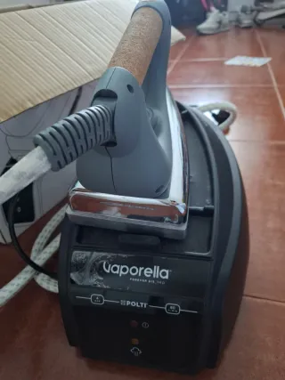 Centro de planchado Polti Vaporella