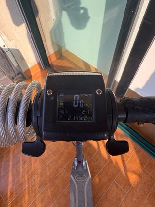 Patinete Eléctrico E-TWOW Booster