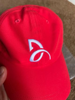 Gorra y Muñequera Lacoste