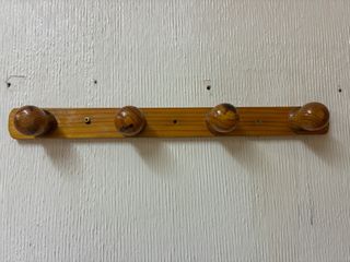 Perchero de madera