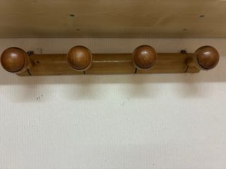 Perchero de madera