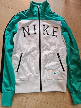 Chaqueta Nike