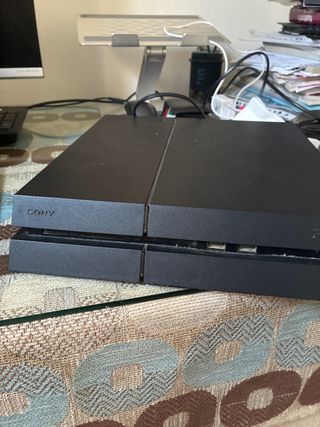 Consola Sony PS4 Negra