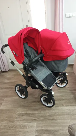 Carro Gemelar Bugaboo Rojo y gris melange