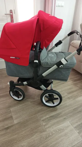 Carro Gemelar Bugaboo Rojo y gris melange