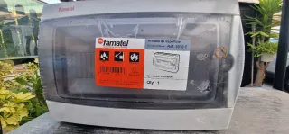 Armario superficie Famatel Ip65 ,12 elementos nuev