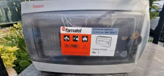 Armario superficie Famatel Ip65 ,12 elementos nuev
