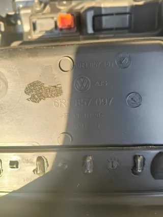 Guantera VW Polo V 6R 1.2 Gasolina