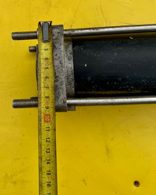 CILINDRO PNEUMATICO D.80 CORSA 200 - 880232087