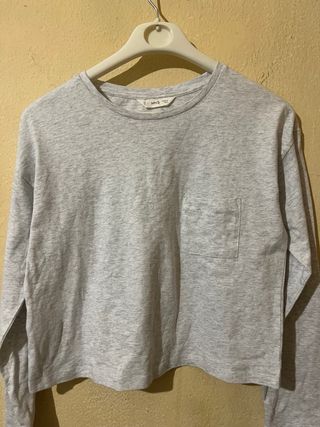 Camiseta Mango Manga Larga Gris Bolsillo