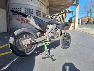 Moto Supermotard HONDA CRF 450 AÑO 2012
