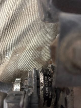 Bomba Gasolina Golf 2 165201042A