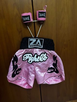 Pantalones y Vendas Boxeo Rosa FightCb