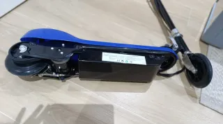 Patinete Eléctrico Azul Infantil