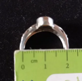 Anillo de plata con cornalina.