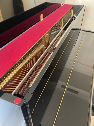 Piano YAMAHA B2 Acústico + Banqueta